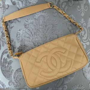 CHANEL shoulder bag, small